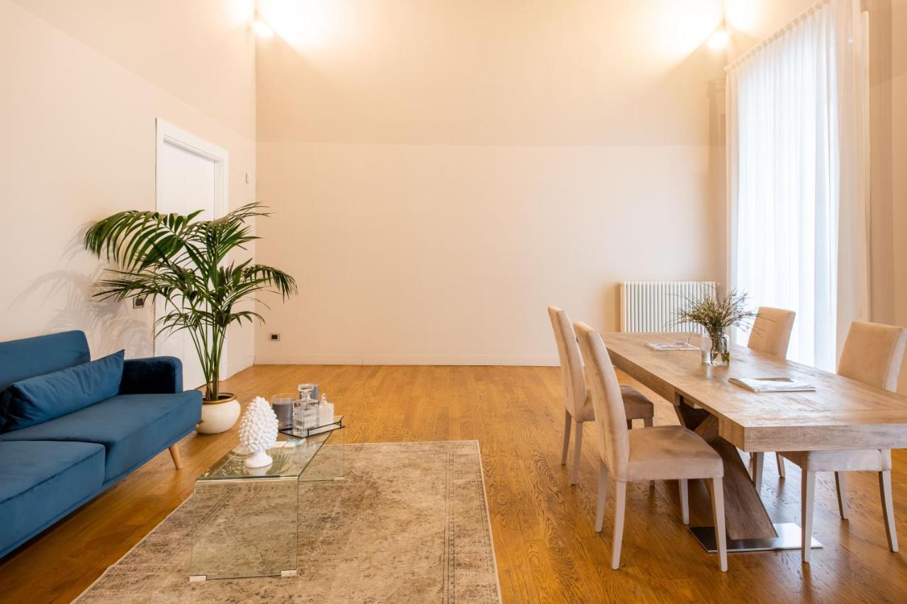 Moncada Suites & Apartments Palerme Extérieur photo